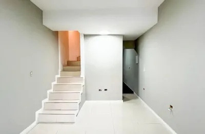 Casa à venda em condominio fechado em jandira de 2 dormitorios por r$ 350.000,00