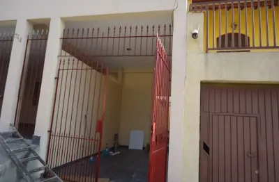Casa com 2 quartos para alugar na Vila Medeiros, São Paulo 