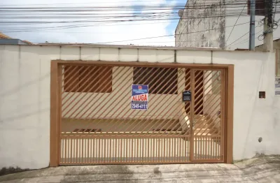 Casa com 2 quartos para alugar na Vila Medeiros, São Paulo 