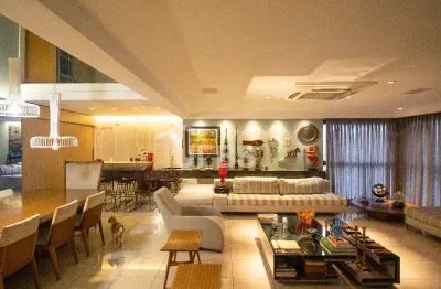 Incrível apartamento duplex com  4 suítes, sendo uma suíte master com closet e banheira