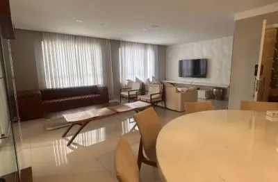 Lindo apartamento pronto para morar, em frente o parque flamboyant.