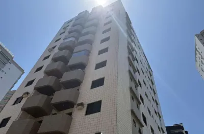 Apartamento 2 dormitórios a venda na aviação apenas 100m do mar, com vista da sacada