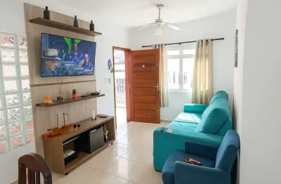 Casa à venda em praia grande-sp, aviação: 2 quartos, 1 suíte, 1 sala, 1 banheiro, 3 vagas de garagem - 90m². confira!