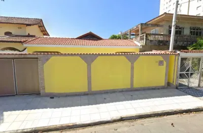 Casa à venda em praia grande-sp, bairro flórida: 4 quartos, 4 suítes, 2 salas, 1 banheiro, 2 vagas, 270 m². imperdível!
