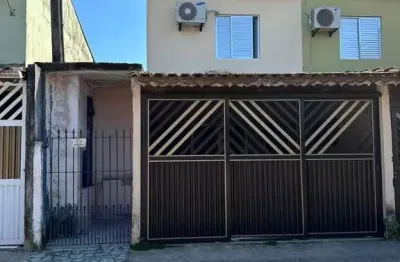 Imperdível: casa à venda em praia grande-sp, 2 quartos, 1 sala, 1 banheiro, 1 vaga de garagem, 75,00 m² em nova mirim!