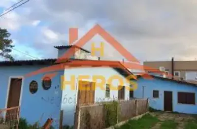 Casa com 2 quartos à venda na rua das hortênsias, 67, ponta grossa, porto alegre por r$ 320.000