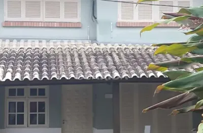 Casa em condomínio fechado com 3 quartos à venda na avenida juca batista, 1490, ipanema, porto alegre por r$ 368.000