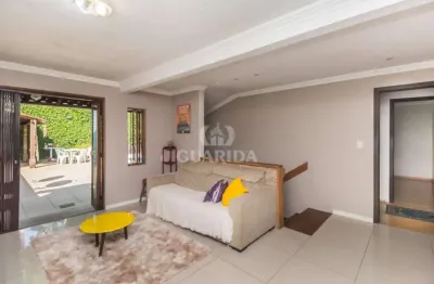 Casa com 3 quartos à venda na rua villa lobos, 75, ipanema, porto alegre por r$ 824.000