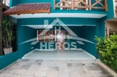 Casa com 3 quartos à venda na rua moacyr godoy ilha, 81, espírito santo, porto alegre por r$ 520.000