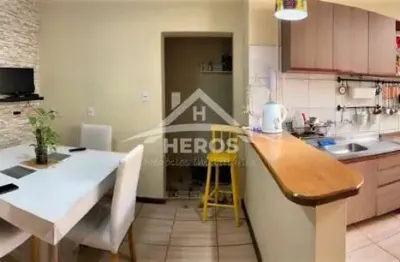 Apartamento com 3 quartos à venda na avenida eduardo prado, 2225, cavalhada, porto alegre por r$ 299.000