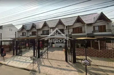 Casa com 3 quartos à venda na rua heitor kramer, 254, guarujá, porto alegre por r$ 600.000