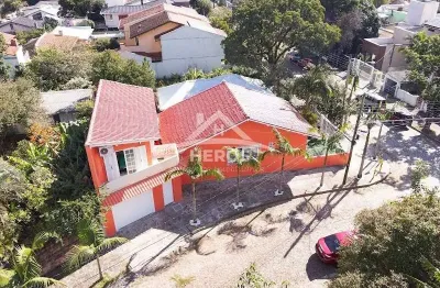 Casa com 3 quartos à venda na rua alfredo varela, 305, teresópolis, porto alegre por r$ 750.000