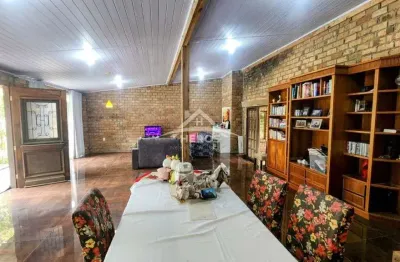 Casa com 1 quarto à venda na avenida professor oscar pereira, 7385, cascata, porto alegre por r$ 300.000