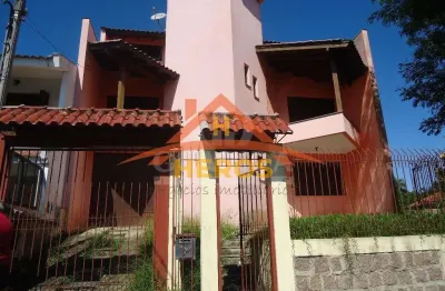 Casa com 3 quartos à venda na rua doutor pereira neto, 1027, tristeza, porto alegre por r$ 750.000