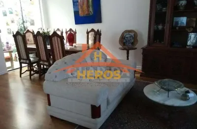 Casa com 3 quartos à venda na rua criciúma, 258, guarujá, porto alegre por r$ 650.000