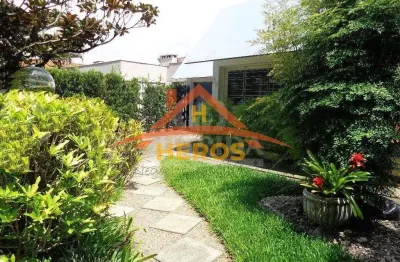 Casa com 3 quartos à venda na avenida arlindo pasqualini, 72, ipanema, porto alegre por r$ 1.277.000