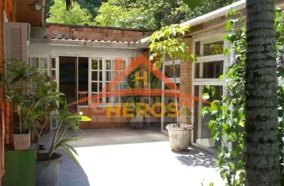 Casa com 1 quarto à venda na rua reinaldo muller, 837, ponta grossa, porto alegre por r$ 250.000