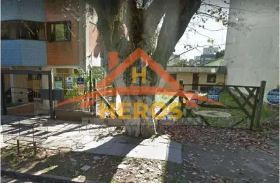 Terreno à venda na rua doutor barcelos, 980, tristeza, porto alegre por r$ 689.000