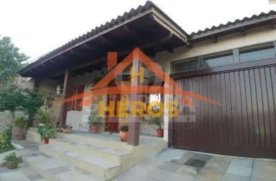 Casa com 3 quartos à venda na rua francisco mattos terres, 80, hípica, porto alegre por r$ 520.000