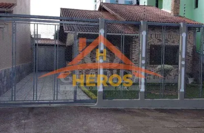 Casa com 3 quartos à venda na rua dona zulmira, 180, cavalhada, porto alegre por r$ 950.000
