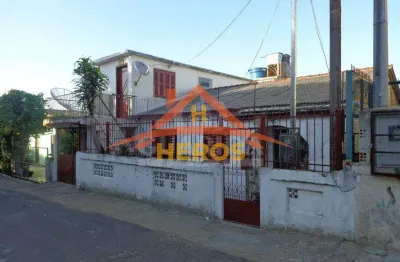 Casa com 5 quartos à venda na rua alfredo da luz padilha, 45, vila nova, porto alegre por r$ 200.000