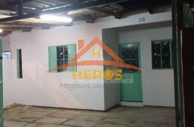 Casa com 3 quartos à venda na rua doutora lucila lopes, 36, restinga, porto alegre por r$ 290.000