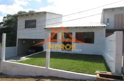 Casa com 2 quartos à venda na estrada afonso lourenço mariante, 3700, belém velho, porto alegre por r$ 300.000