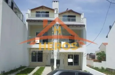Casa com 3 quartos à venda na rua manoel nunes da silva, 99, guarujá, porto alegre por r$ 530.000