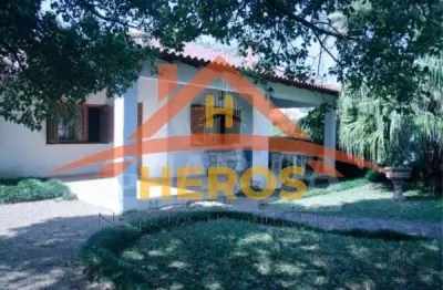 Casa com 3 quartos à venda na avenida da cavalhada, 5176, cavalhada, porto alegre por r$ 2.500.000