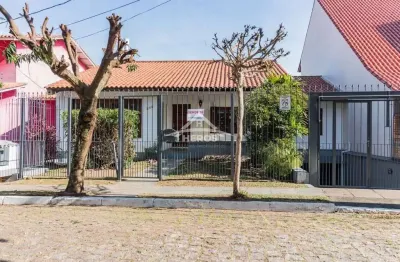Casa com 4 quartos à venda na rua alcebíades antônio dos santos, 513, nonoai, porto alegre por r$ 980.000