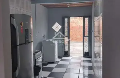 Casa com 2 quartos à venda na rua antônio ribeiro messias, 41, hípica, porto alegre por r$ 276.000