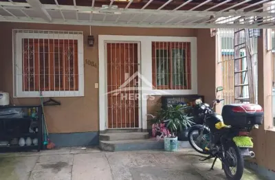 Casa com 2 quartos à venda na rua do schneider, 1084, hípica, porto alegre por r$ 260.000
