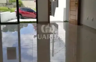 Casa com 2 quartos à venda na rua heitor kramer, 704, guarujá, porto alegre por r$ 465.000
