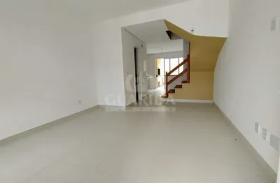 Casa com 3 quartos à venda na rua nestor josé nitschke, 38, guarujá, porto alegre por r$ 520.000
