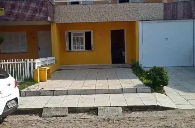 Lindo sobrado a venda  em capão novo! excelente oportunidade.