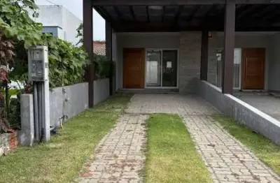 Casa em condomínio fechado com 2 quartos à venda na Das Hortências, 3968, Capão Novo, Capão da Canoa