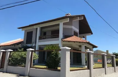 Linda casa para locação temporada no bairro araçá em capão da canoa