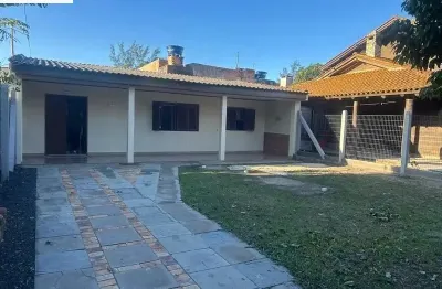 Casa com 3 quartos à venda na Rua Andira, 270, Arco Íris, Capão da Canoa