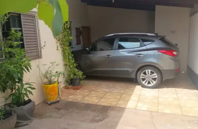 Casa com 3 quartos à venda no Santa Rosa, Uberlândia 