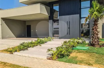 Casa em condomínio fechado com 3 quartos à venda na Avenida dos Florais, Ribeirão do Lipa, Cuiabá