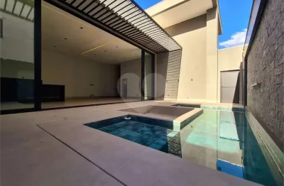 Casa em condomínio fechado com 3 quartos à venda na Avenida dos Florais, Ribeirão do Lipa, Cuiabá