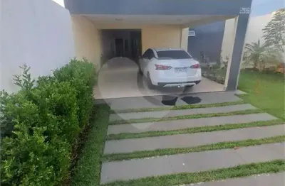 Casa com 3 quartos à venda na Sessenta E Sete, Morada da Serra, Cuiabá