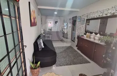 Casa com 3 quartos à venda na Cento E Três, Morada da Serra, Cuiabá