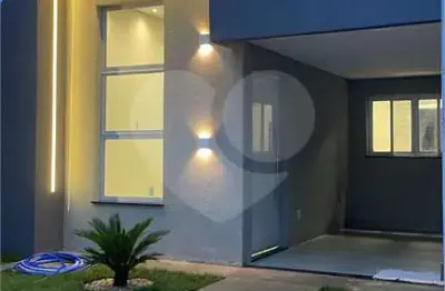 Casa com 3 quartos à venda na Londrina, Coophema, Cuiabá