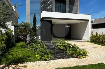 Terreno em condomínio fechado à venda no Morada dos Nobres, Cuiabá 