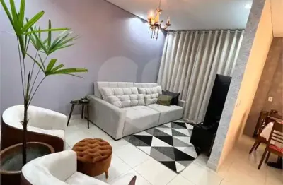 Terreno em condomínio fechado à venda na Avenida José Estevão Torquato da Silva, 1390, Jardim Vitória, Cuiabá