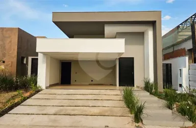 Casa em condomínio fechado com 3 quartos à venda na Avenida das Palmeiras, 113, Jardim Imperial, Cuiabá