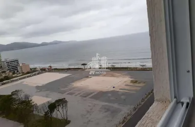 Apartamento com 3 quartos para alugar na Rua 313 B, 85, Meia Praia, Itapema