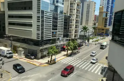 3 dormitórios sendo 1 suíte quadra mar !, meia praia, itapema - sc