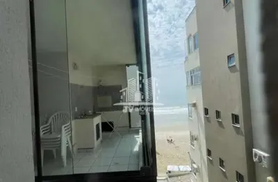 Apartamento com 3 dormitórios, pé na areia, meia praia, itapema - sc